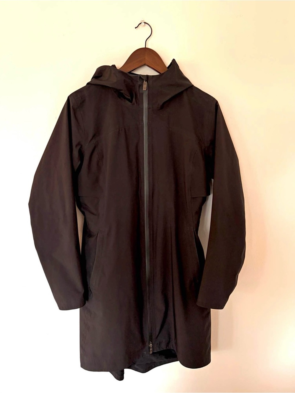 lululemon athletica Black Rain Rebel Raincoat